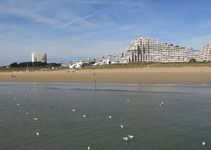 Vue -apt 2 Pieces-alcove-5 Pers- By Interhome Appartamento Les Bains