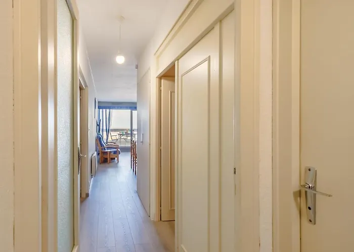 Vue -apt 2 Pieces-alcove-5 Pers- By Interhome Appartamento Les Bains